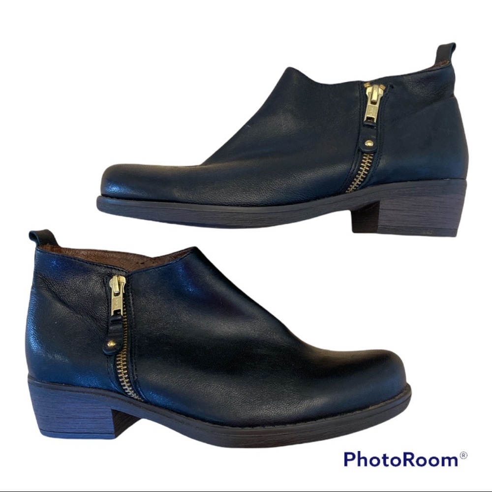 Eric Michael Black Leather Ankle Booties